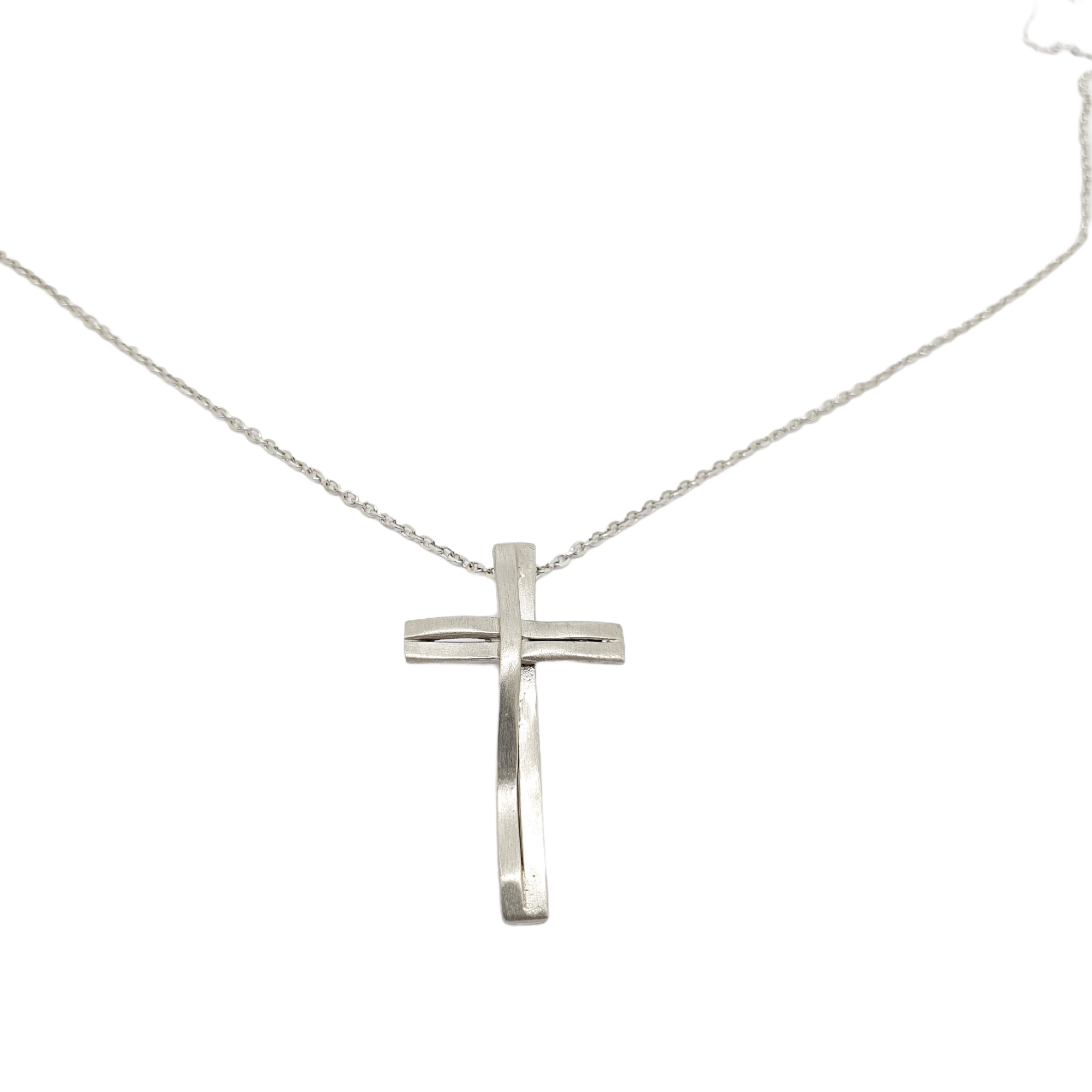 Σταυρός (με αλυσίδα) απο λευκό χρυσό κ14 με ανάγλυφες επιφάνειες. (code H1741)